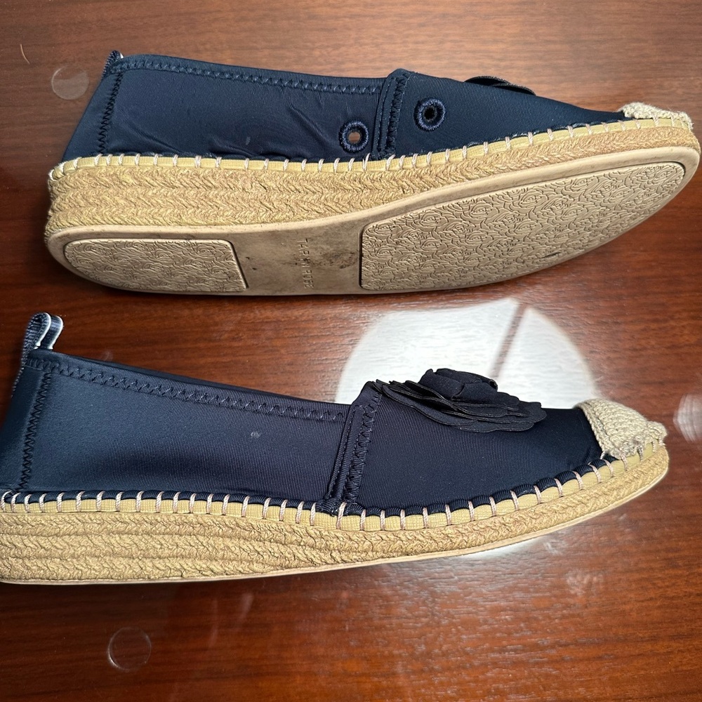Taryn Rose  Blue Floral Espadrilles - Picture 2 of 7